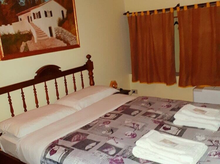 Отель B&b Monticelli