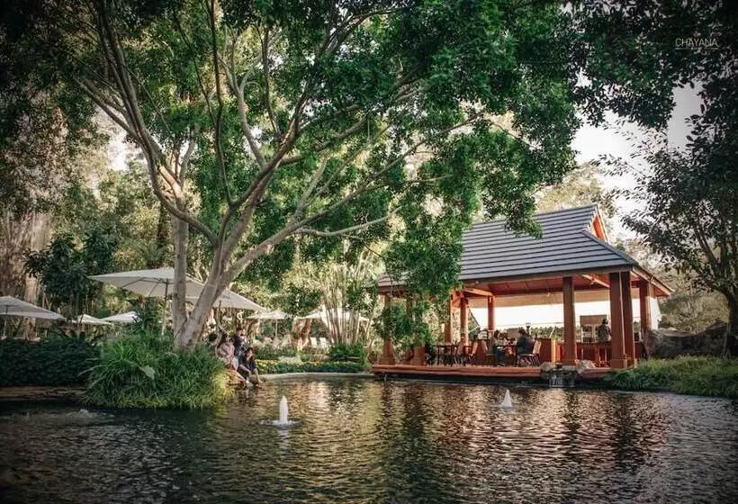 Hotelli Chayana Resort