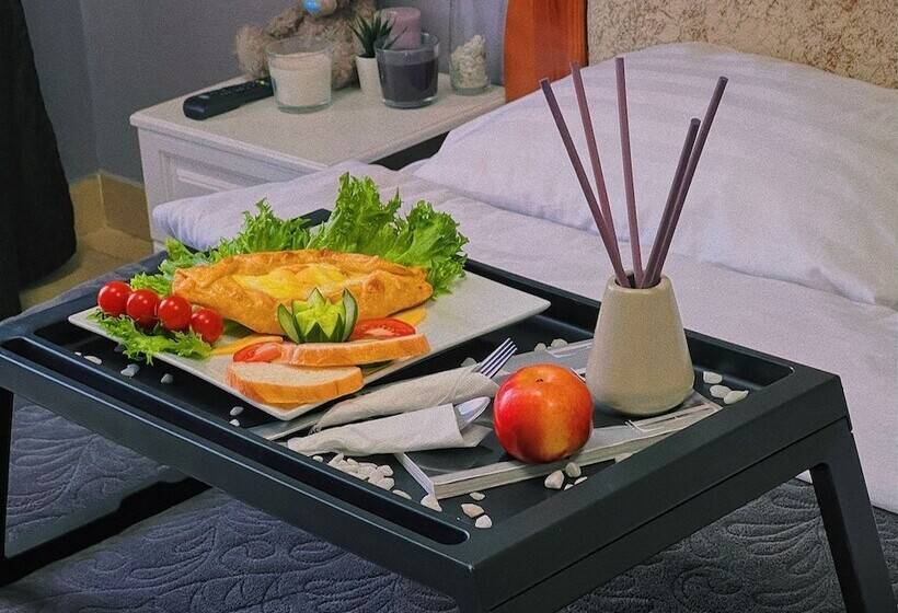 בית מלון כפרי Complex Camelot