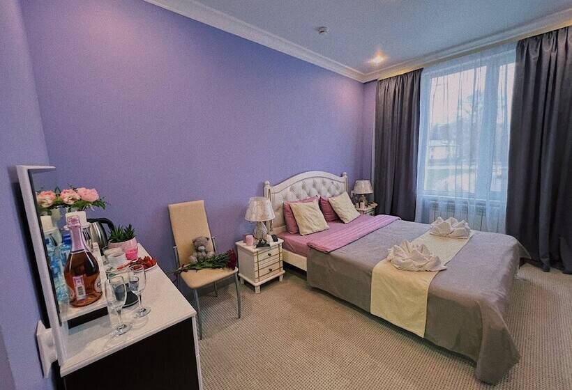 בית מלון כפרי Complex Camelot