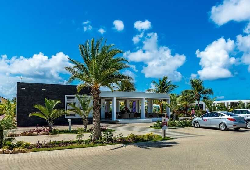 Отель Delfins Beach Resort Bonaire, Tapestry Collection By Hilton