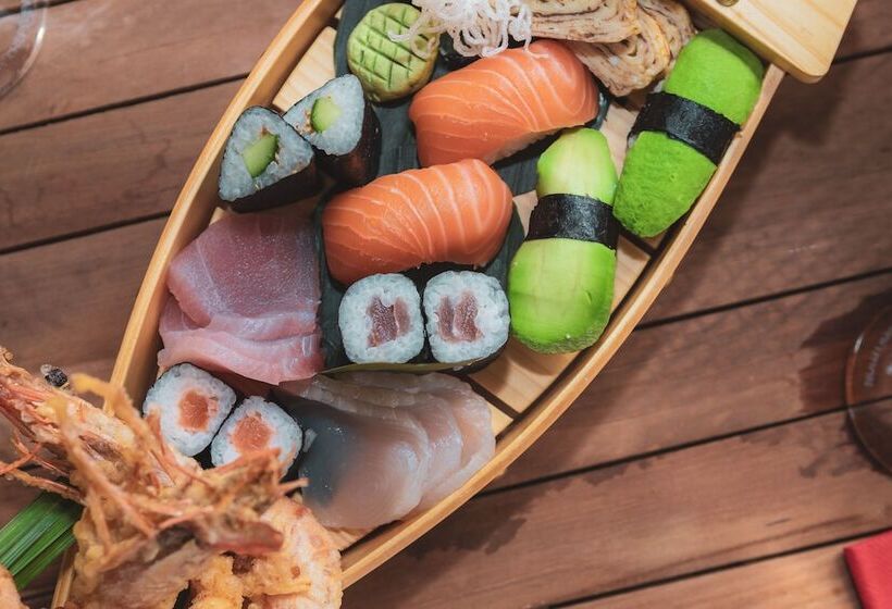 Отель Delfins Beach Resort Bonaire, Tapestry Collection By Hilton