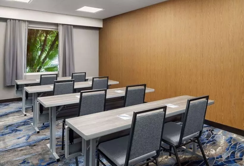 Hotelli Fairfield Inn & Suites Homestead Florida City