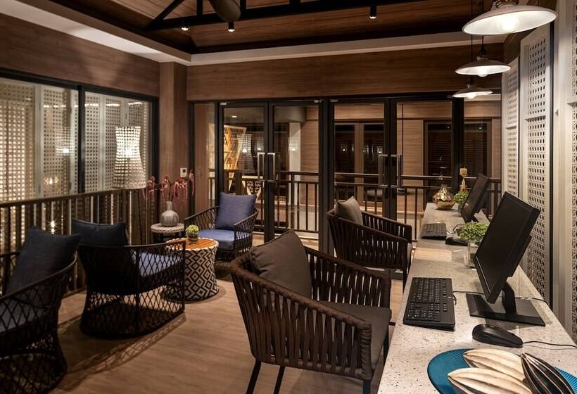 Hotel Grand Mercure Khao Lak Bangsak