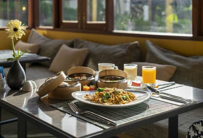 Hotel Grand Mercure Khao Lak Bangsak