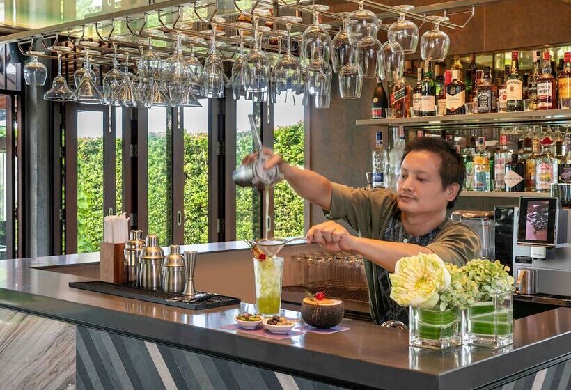 Hotel Grand Mercure Khao Lak Bangsak