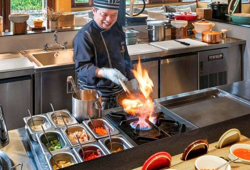 Hotel Grand Mercure Khao Lak Bangsak