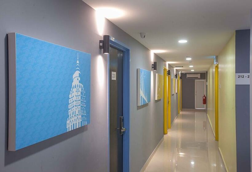 호텔 Grand Village