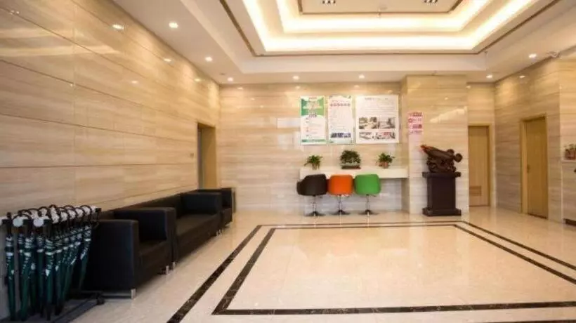 Hotelli Greentree Inn Nantong Rugao Jiang'an Town Xinjiang'an Square