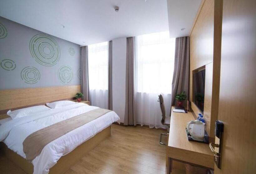 Отель Greentree Inn Zhenjiang Jurong City Tianwang Town Tianzheng Square
