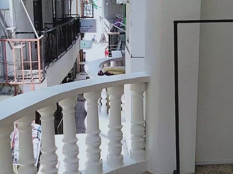 Hotelli Jejsellends Garden Cottages