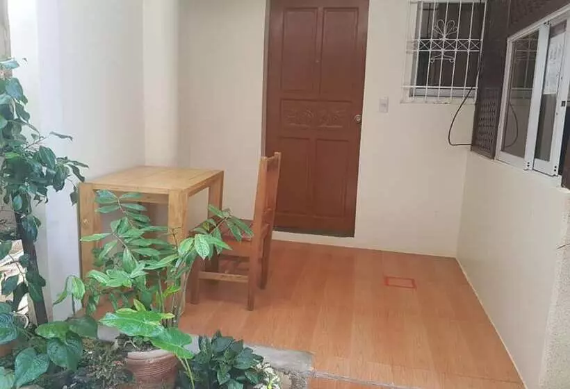 Hotelli Jejsellends Garden Cottages