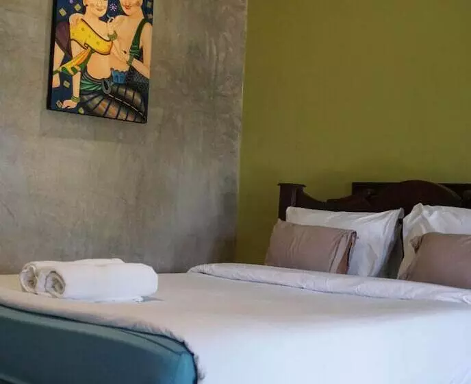 هتل Lampang Resort