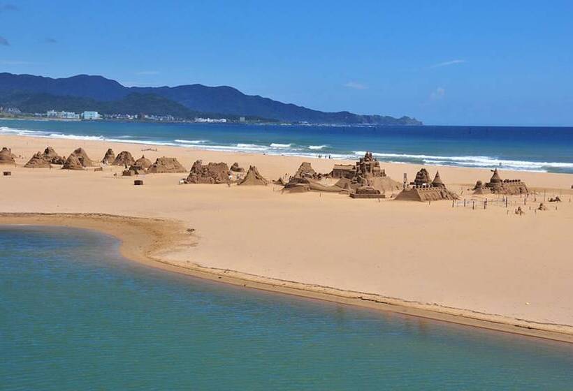 هتل Migratory Birds