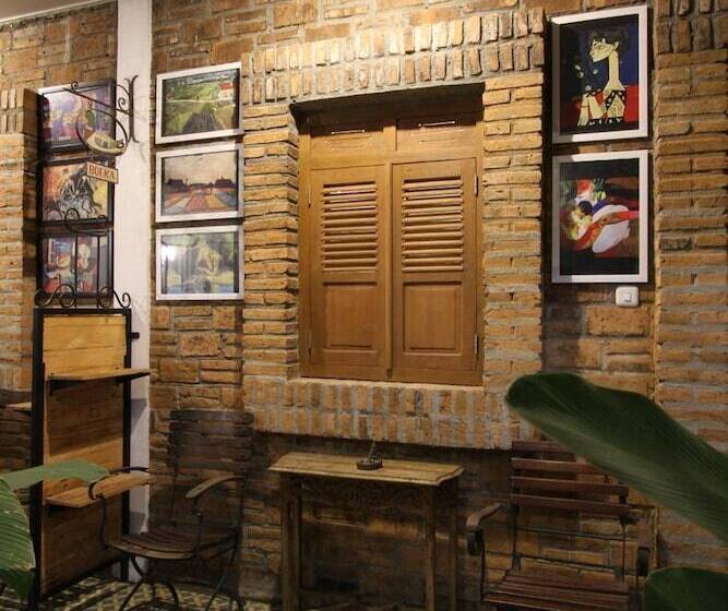 호텔 Ndalem Bebekan Guesthouse