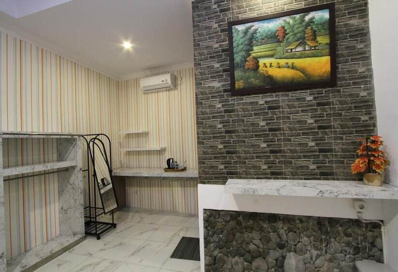 호텔 Ndalem Bebekan Guesthouse