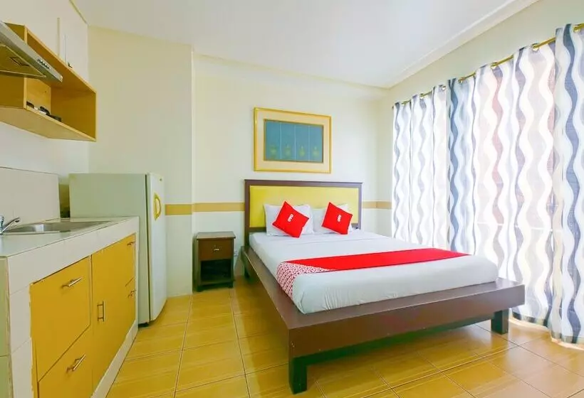 Hotelli Oyo 769 Poblacion Suites Polaris