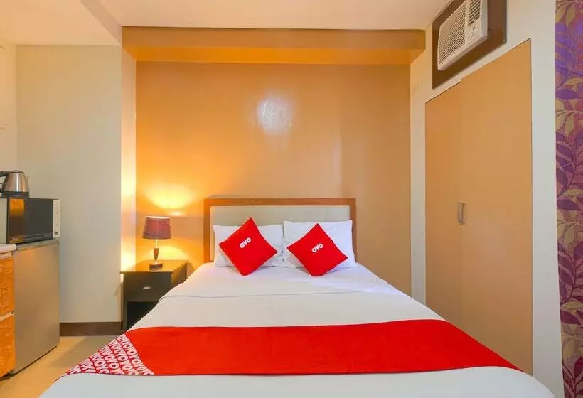 Hotelli Oyo 769 Poblacion Suites Polaris