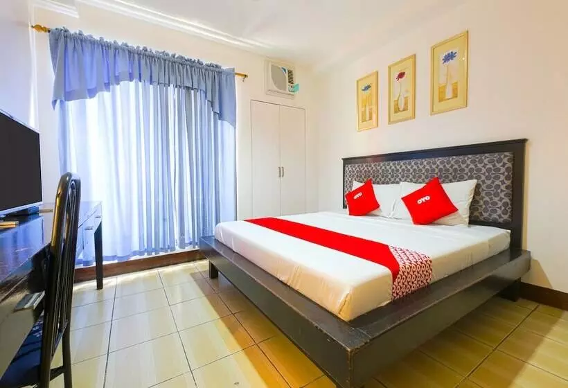 Hotelli Oyo 769 Poblacion Suites Polaris