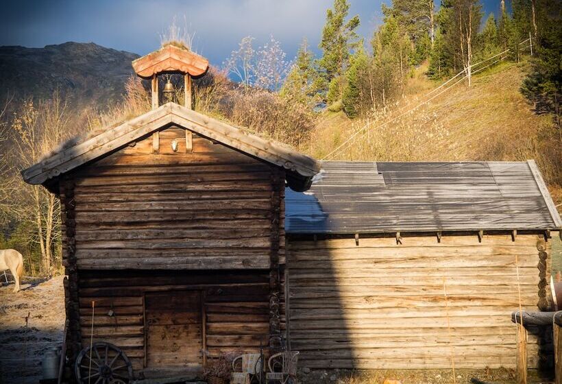 בית מלון כפרי Strand Fjellstue