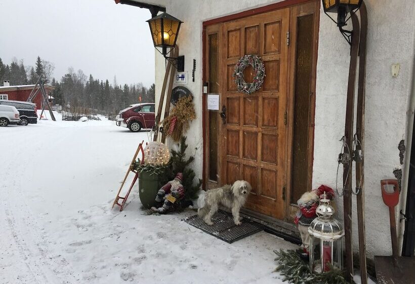 בית מלון כפרי Strand Fjellstue