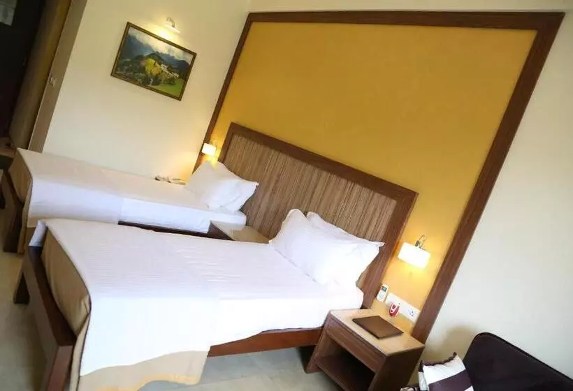 ホテル Sukkur Bhavan S Sb Resorts & Lawns