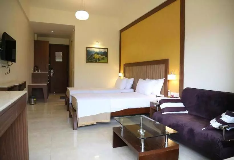 ホテル Sukkur Bhavan S Sb Resorts & Lawns
