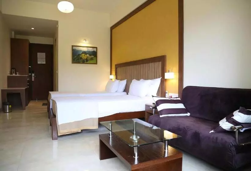 ホテル Sukkur Bhavan S Sb Resorts & Lawns