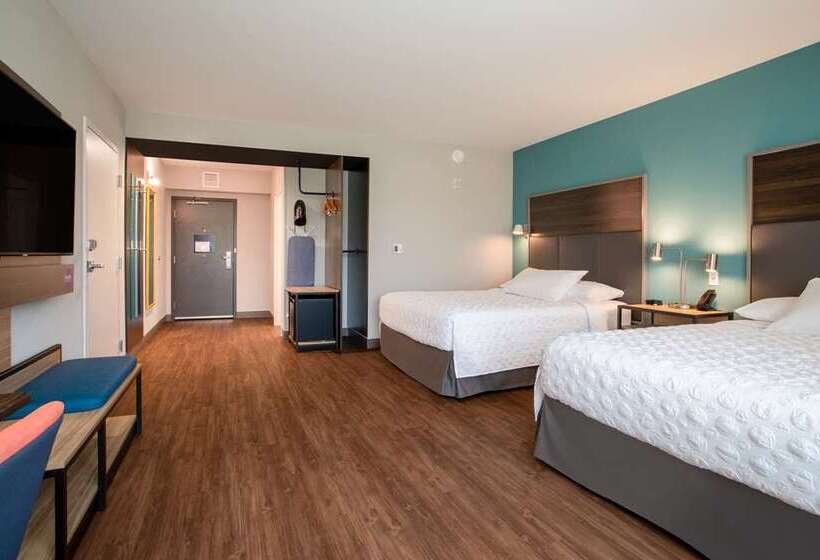 Hotel Tru By Hilton Bradenton I 75, Fl
