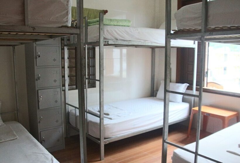 فندق Van Anh Hostel