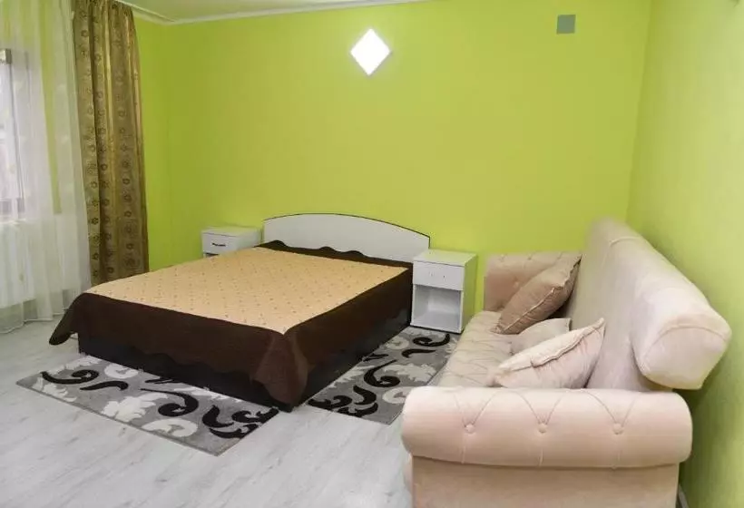 Retkeilymaja Casa Simescu Ii