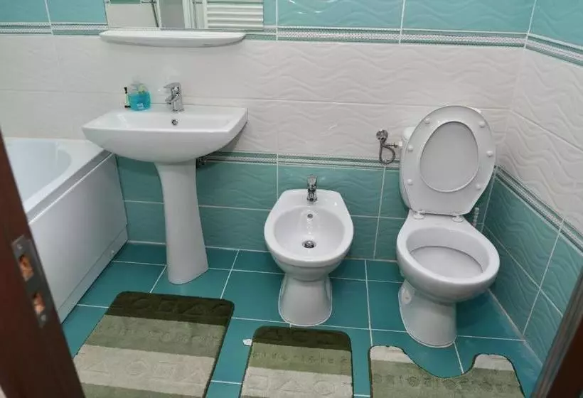 Retkeilymaja Casa Simescu Ii