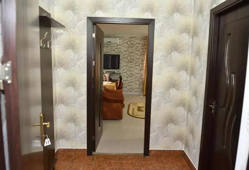 Retkeilymaja Casa Simescu Ii