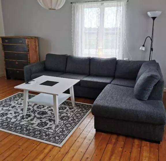 ベッドアンドブレックファースト Västervik Rum Och Stugor