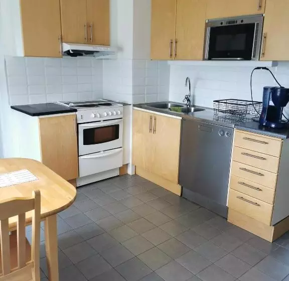 ベッドアンドブレックファースト Västervik Rum Och Stugor