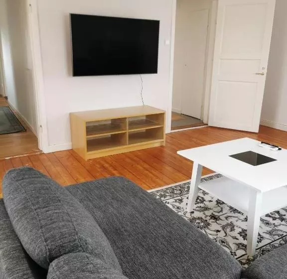 ベッドアンドブレックファースト Västervik Rum Och Stugor