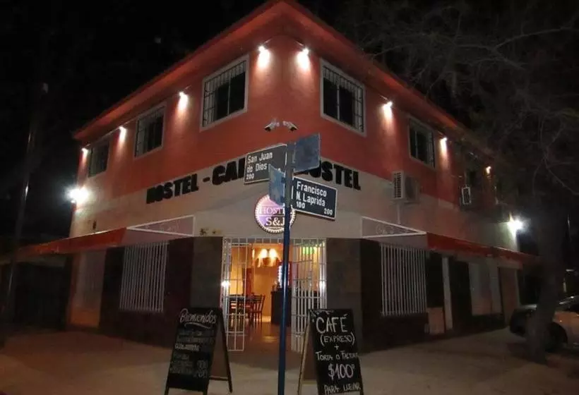 Hostel S & J Mendoza