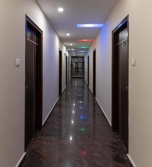 هتل Mookambika Comforts