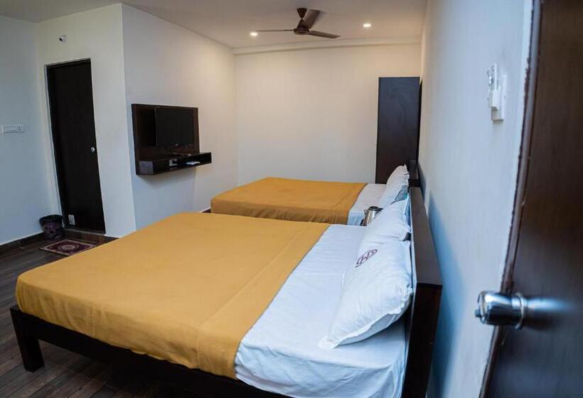 هتل Mookambika Comforts