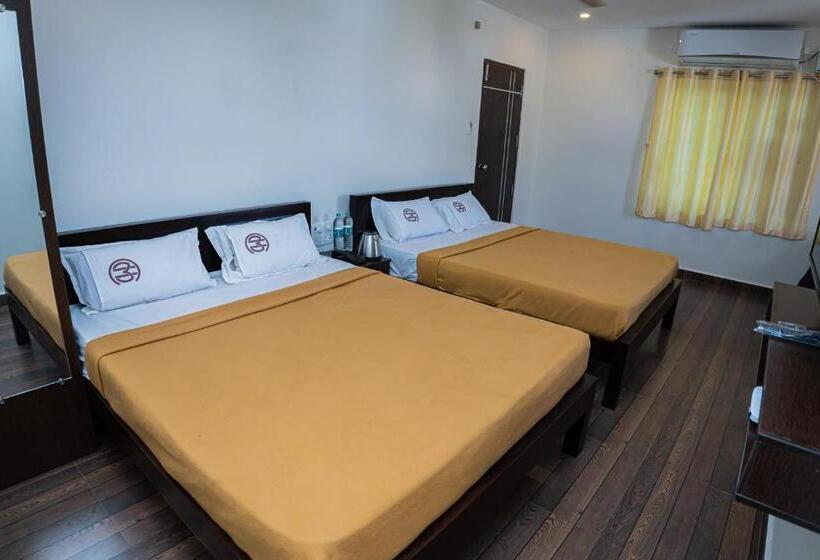 هتل Mookambika Comforts