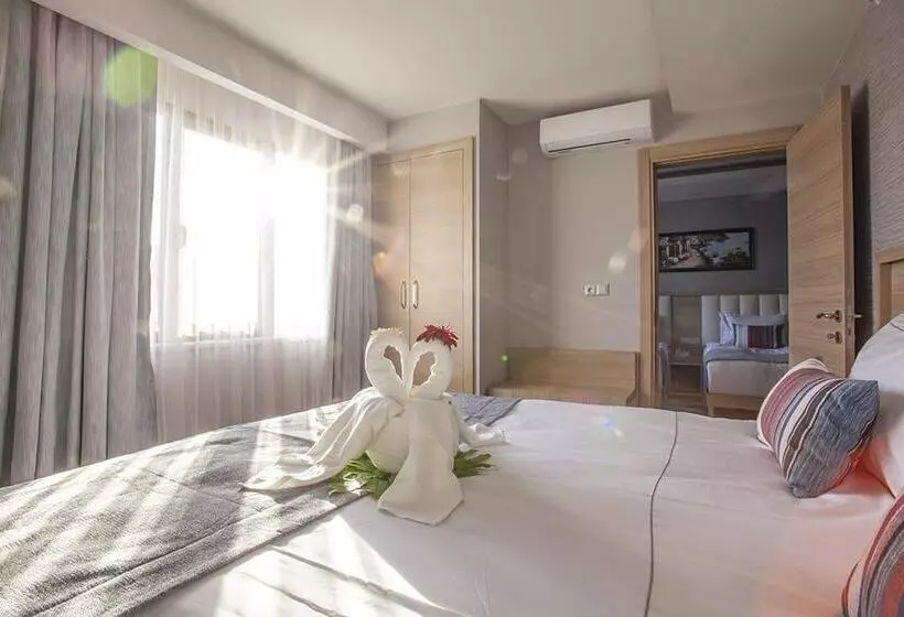Old Town Point Hotel & Spa Antalya