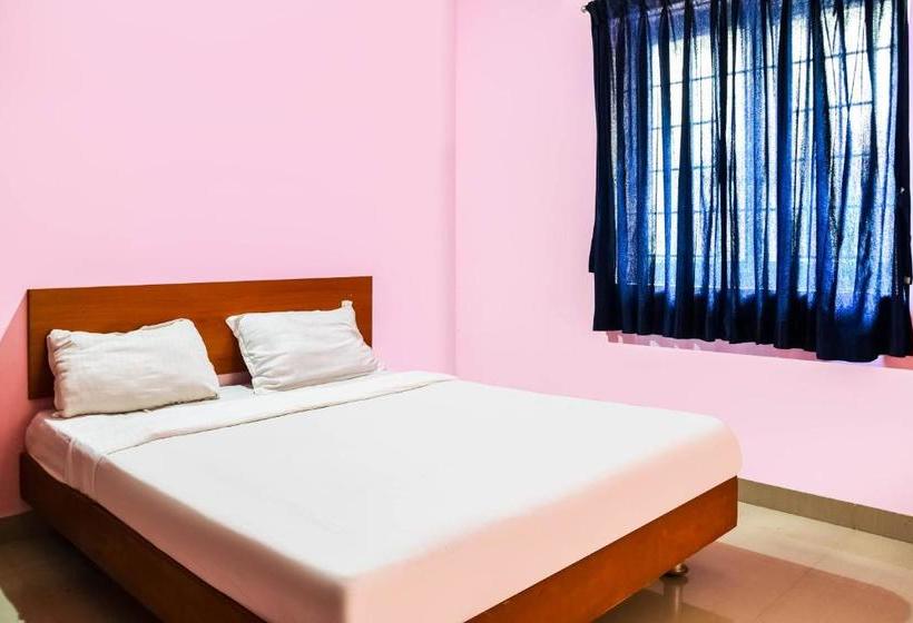 ホテル Spot On 78959 Ab Grand Inn