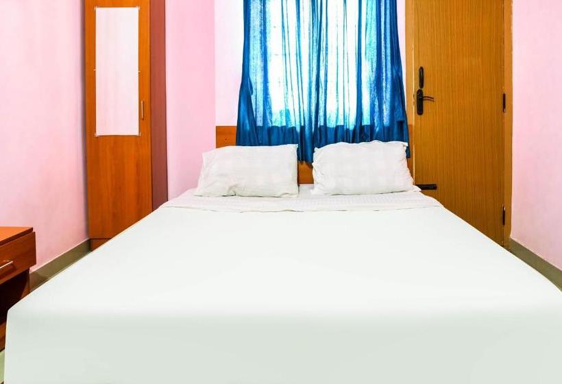 ホテル Spot On 78959 Ab Grand Inn