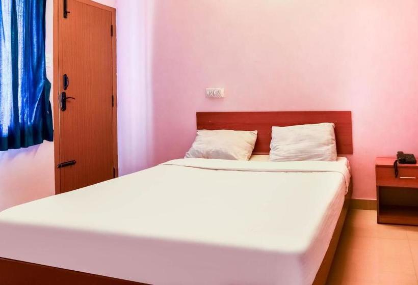 ホテル Spot On 78959 Ab Grand Inn