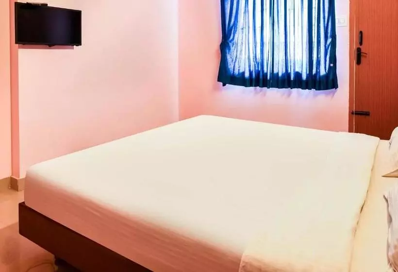 Hotelli Spot On 78959 Ab Grand Inn