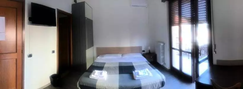 Majatalo New Family Inn