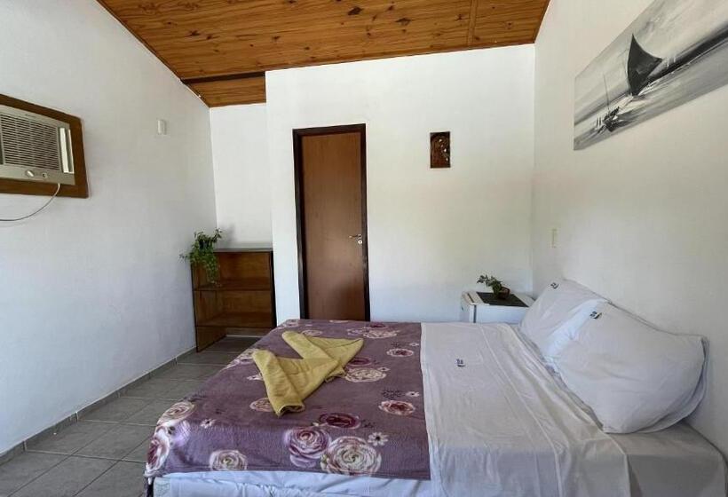 ペンション Pousada Caravelas