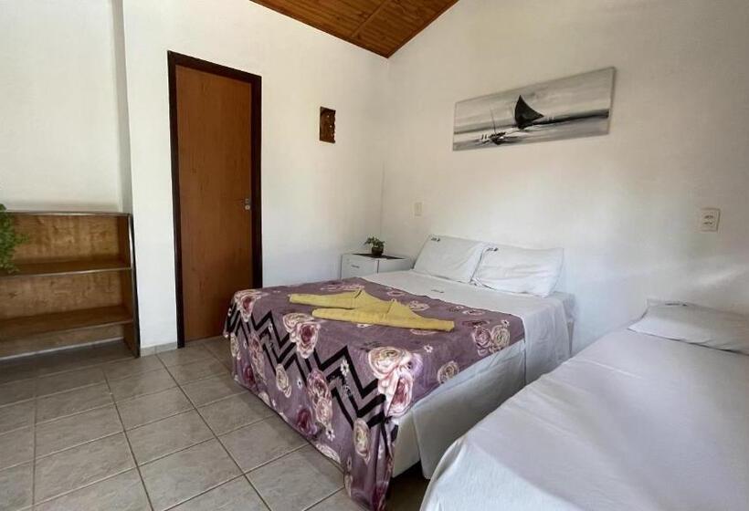 ペンション Pousada Caravelas