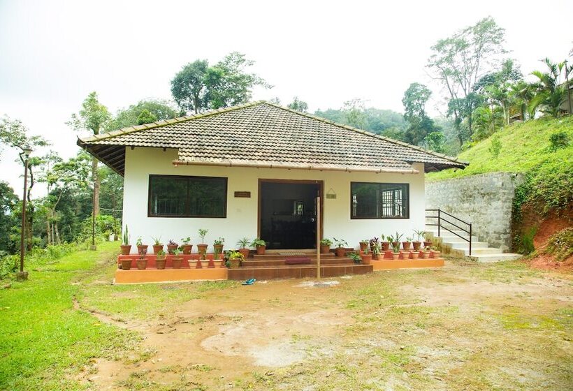 펜션 Room In Cabin   The Nest Bettathur, Coorg Ct 003