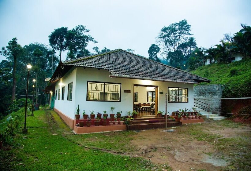 펜션 Room In Cabin   The Nest Bettathur, Coorg Ct 003